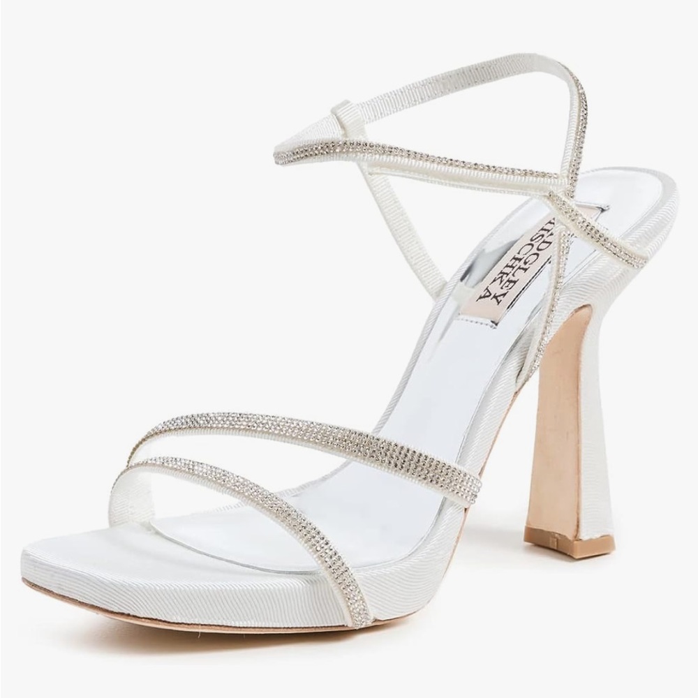 NWT Badgley Mischka Urbana Heel